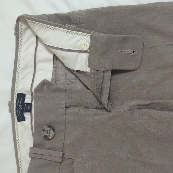 Banana Republic Trouser 323 Martin Fit Straight Leg Trouser, Color Tan Size 4 - Picture 6 of 15